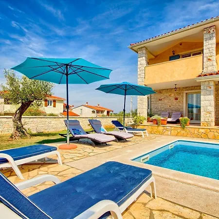 Villa Charming Oliva With 4 Bedrooms Near The Wonderful Village Of *
