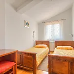 Charming Oliva With 4 Bedrooms Near The Wonderful Village Of * Fažana