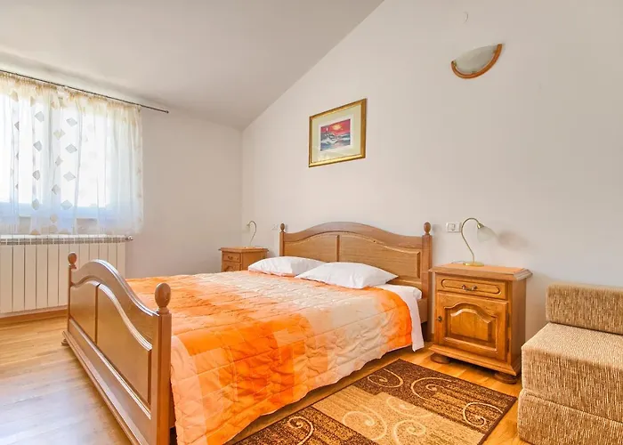 Charming Oliva With 4 Bedrooms Near The Wonderful Village Of