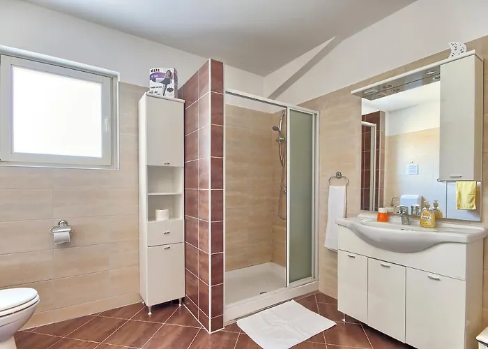 Charming Oliva With 4 Bedrooms Near The Wonderful Village Of Fazana